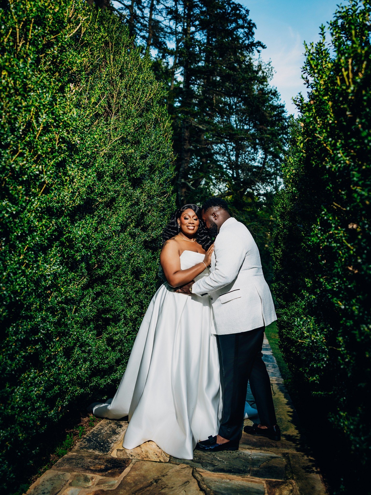 carousel-hero-element image-1