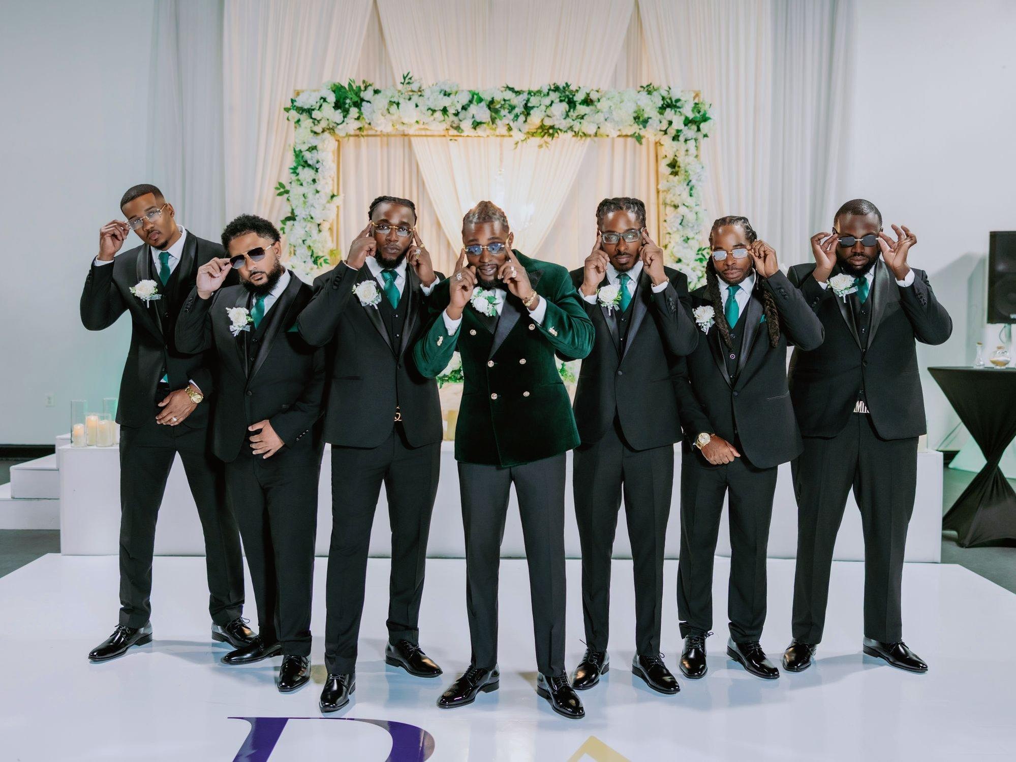 carousel-hero-element image-7