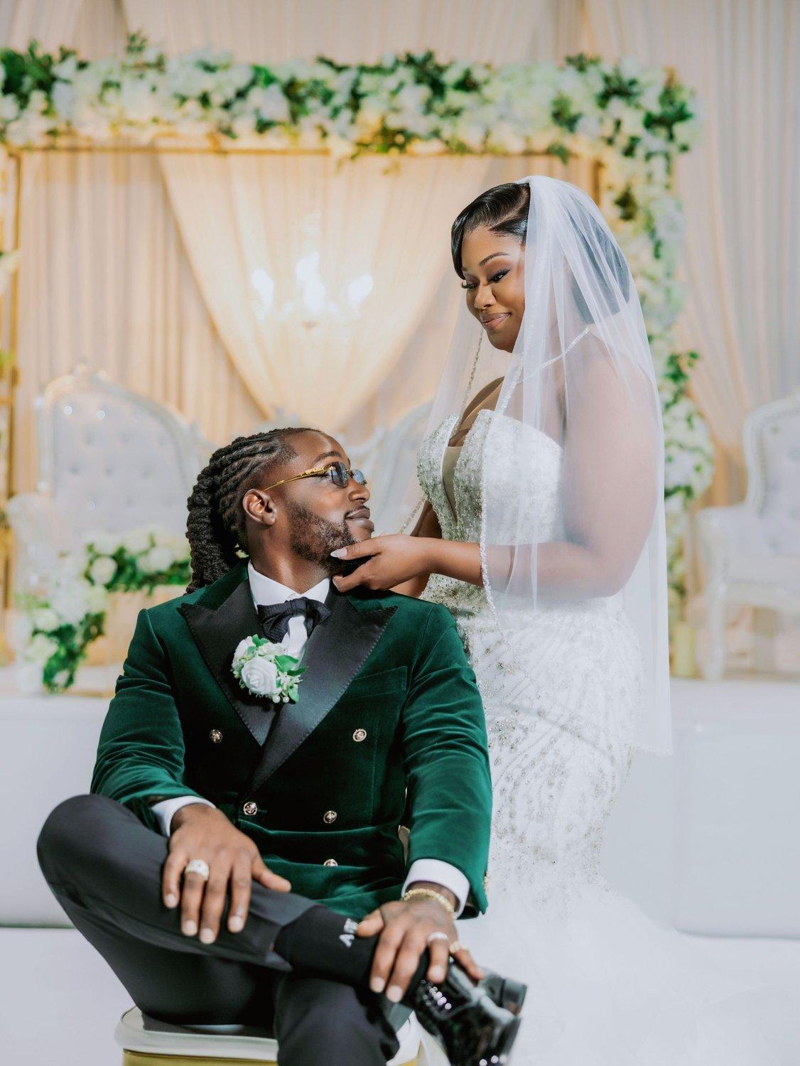 carousel-hero-element image-4