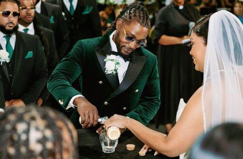 mobile - carousel-hero-element image-6